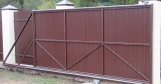 Купить откатные ворота из профнастила Выкса, цена от 1786 руб.
